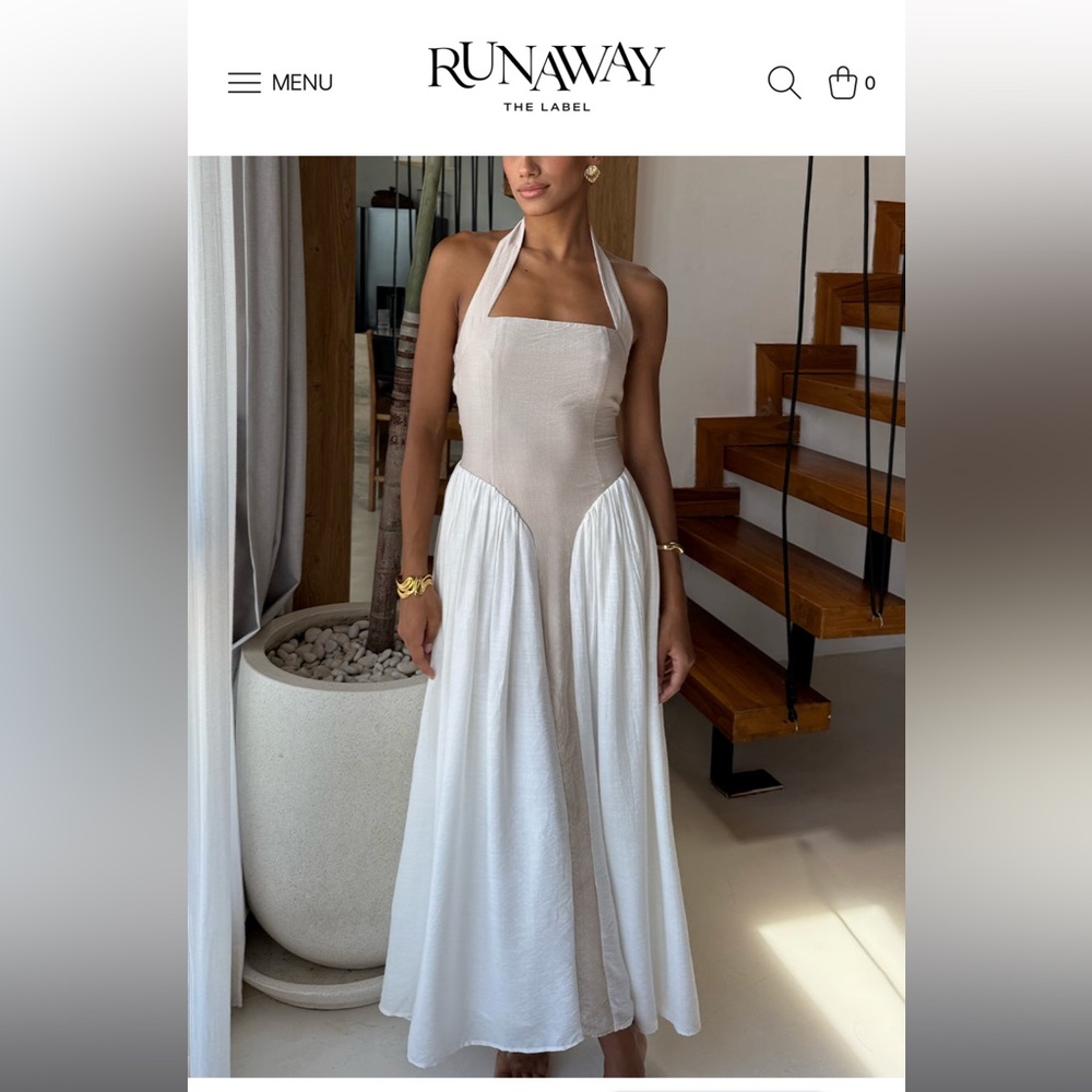 Runaway the label - seven wonders Sammi dress in cream and white - Picture 2 of 3